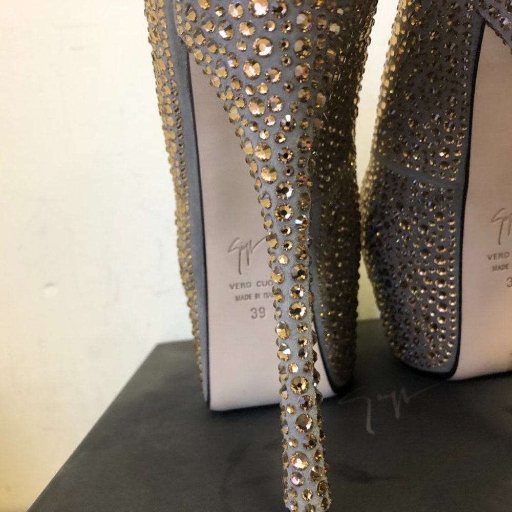 Giuseppe Zanotti Liza Peep Toe Swarovski Crystal Platform Pump Dark Gray - Picture 10 of 13